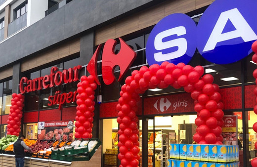 Sabancı CarrefourSa ile TeknoSa'yı satıyor mu? Hisseler fırladı açıklama geldi
