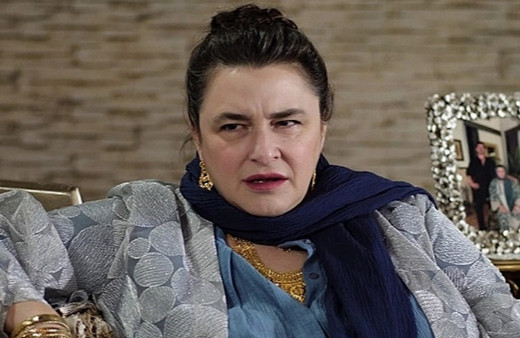 Esra Dermancıoğlu ülkeyi terk edip o ülkeye yerleşti! O paylaşımında duyurdu, sosyal medya çalkalandı