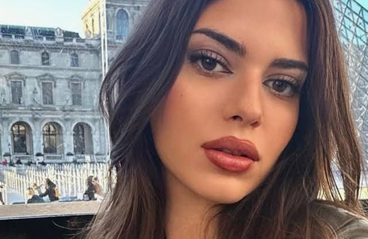 Derin Talu bilekliğini paylaştı, fiyatı dudakları uçuklattı!