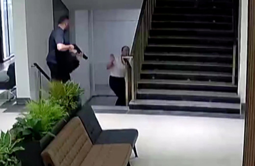 Boşandığı eşini çalıştığı hastanede öldüren sanık hakkında karar açıklandı