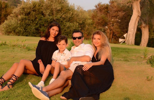 Rafet El Roman'dan özel hayatına ilişkin samimi sözler: Eski eşlerim yakın arkadaş