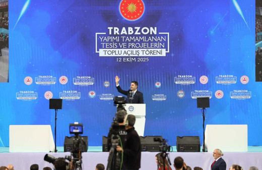 Bakan Kurum: Trabzon’umuzu yatırımlarla güzelleştiriyoruz