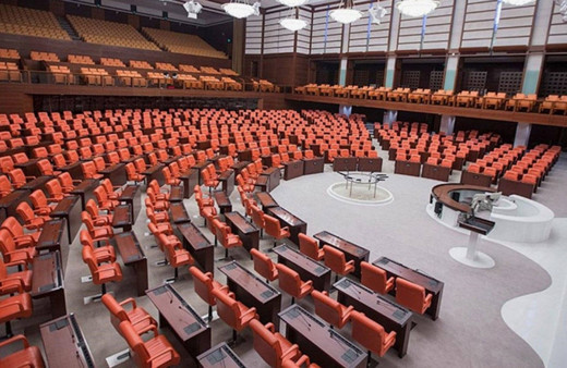 TBMM'de milletvekillerine özel ağız bakım suyu! Tuvaletler yenilendi, o detay bomba