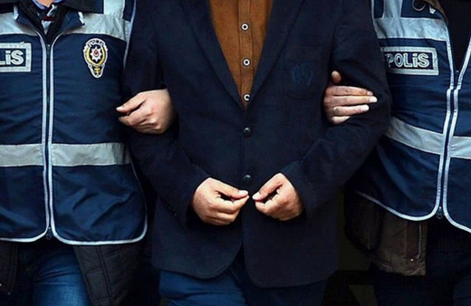 FETÖ'nün "askeri ve öğrenci mahrem yapılanması"na yönelik operasyonda 7 zanlı yakalandı