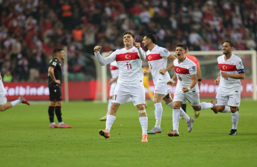 Türkiye'nin muhtemel rakipleri belli oldu! Efsane takımlar var