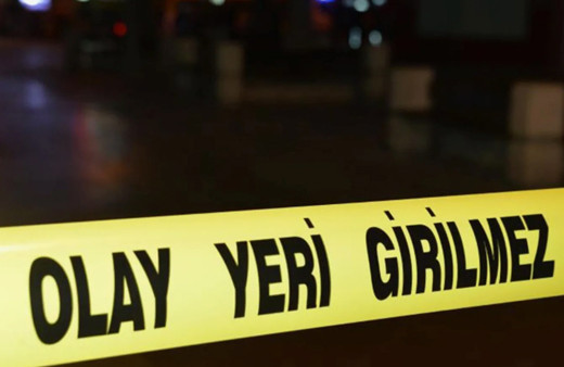 Gaziosmanpaşa'da apartman önüne el yapımı patlayıcı atıldı