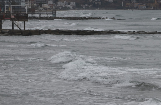 Tekirdağ'da poyraz etkili oldu! Deniz ulaşımını olumsuz etkilendi