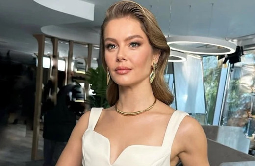 Burcu Biricik kızı ile görüntülendi! Görenler şaşkınlığını gizliyemedi...