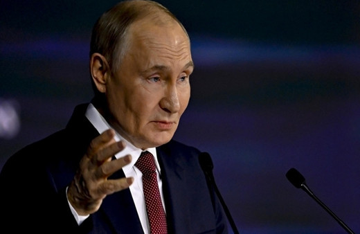 2,5 saat telefonda görüştü! Putin, Trump ile görüşmesinin ardından Güvenlik Konseyi'ni topladı