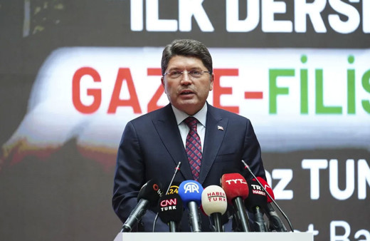 Yılmaz Tunç: Ben hukuk devleti dedikçe birileri bundan rahatsız oluyor