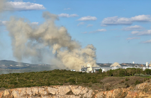 Kocaeli'de ahşap fabrikasında çıkan yangın kontrol altına alındı