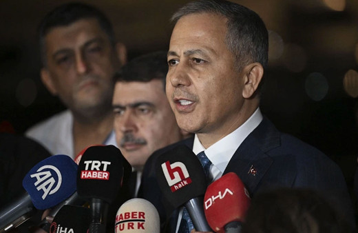 İçişleri Bakanı Ali Yerlikaya'dan, Diyarbakır'daki "Öcalan'a özgürlük" yürüyüşünde polise "düşman" denmesine sert tepki