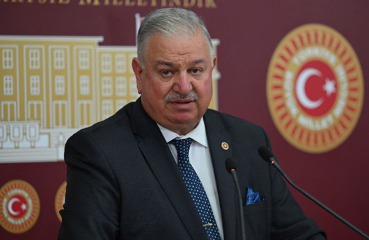 Yeniden Refah Partili Bekin, Kıbrıs'ın AB uğruna Rumların insafına bırakılamayacağını söyledi