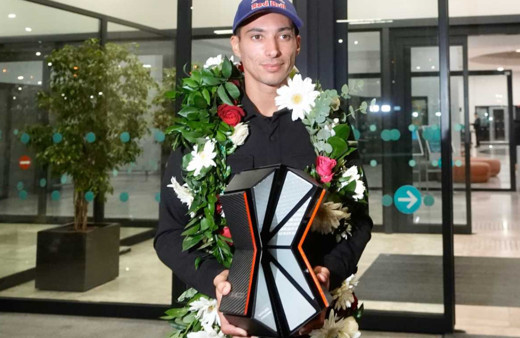 2025 Dünya Superbike'ta üçüncü kez şampiyon olan Toprak Razgatlıoğlu yurda döndü