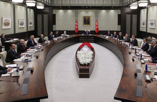 6 Bakanlık için Erdoğan alternatif arıyor 4 isim belirledi Talat Atilla kulis aktardı