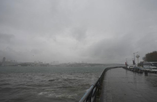 İstanbul Valiliği uyardı: Kuvvetli sağanak bekleniyor
