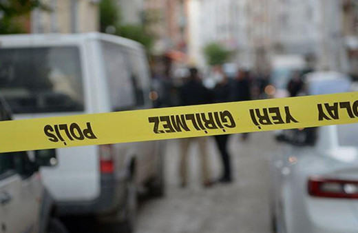 Adana'da silahlı saldırıya uğrayan muhtar yaralandı