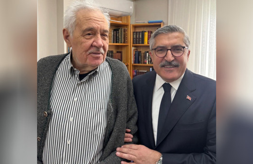 Hüseyin Yayman, Prof. Dr. İlber Ortaylı'yı ziyaret etti