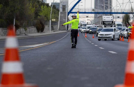 İstanbul'da Cumhuriyet Bayramı dolayısıyla bazı yollar trafiğe kapatılacak