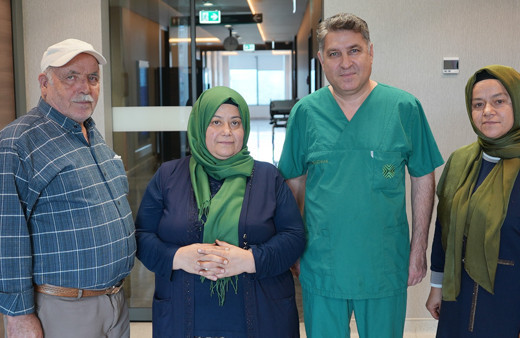 Belçika’da “Ameliyat edilemez” denildi, kanser tedavisi için umudu Türkiye'de buldu