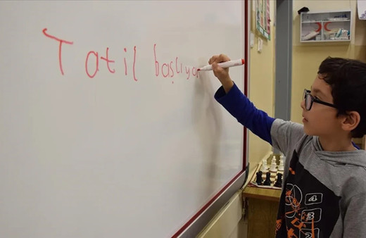 Yusuf Tekin duyurdu! İşte milyonların beklediği MEB'in ara tatil kararı