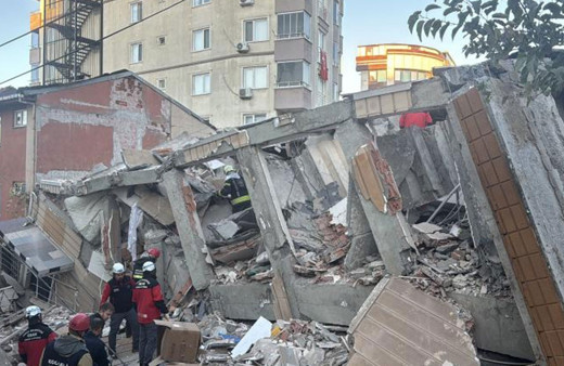 Kocaeli'de çöken bina ile ilgili soruşturma başlatıldı