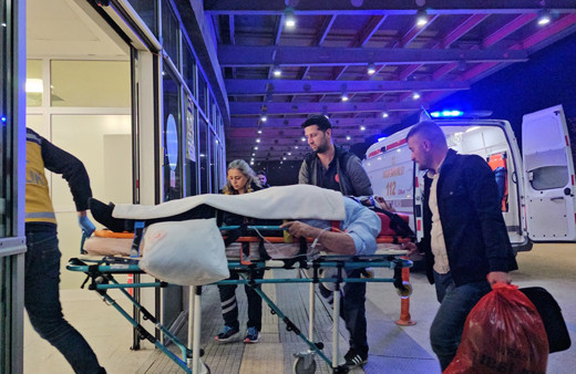 Serinova Belde Belediye Başkanı Salih Çakmak trafik kazası geçirdi