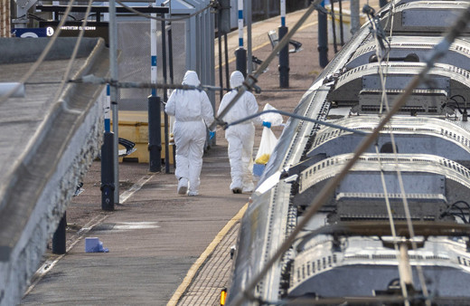 Trende 10 kişi bıçaklandı! Korkunç saldırıda yeni detaylar