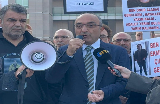 Beşiktaş'ta 29 kişinin öldüğü gece kulübü yangınına ilişkin 22 sanığın yargılanmasına devam ediliyor