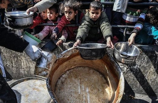Gazze'de ateşkes sürüyor ama açlık hat safhada...