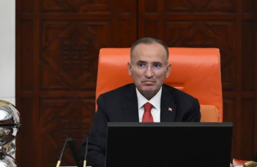 Bekir Bozdağ Meclis’e döndü, zayıflığı gözlerden kaçmadı