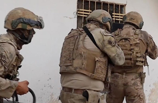 Organize suç örgütlerine yönelik operasyonlarda 64 şüpheli yakalandı