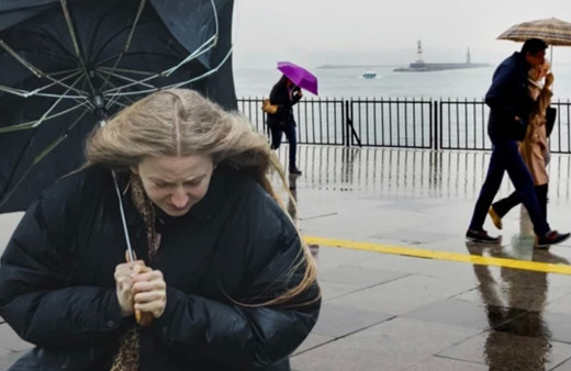 Bölge bölge yağış uyarısı yapıldı! İstanbullular dikkat kar kapıda...