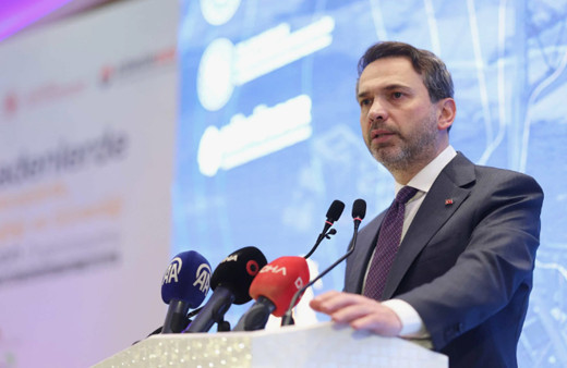 Bakan Bayraktar son 1 yılda 51 yerleşim yerine doğal gaz arzı sağladıklarını bildirdi