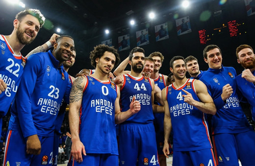 Anadolu Efes, Avrupa Ligi'nde yarın Virtus Bologna'ya konuk olacak