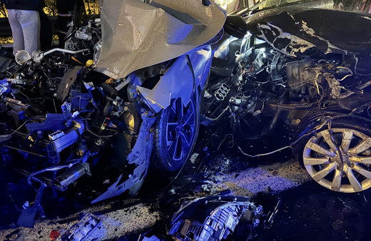 Ataşehir'de 5 araç birbirine girdi: 3'si ağır 6 yaralı