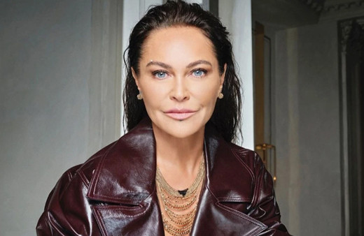 Hülya Avşar'ın yeni işi herkesi şok etti! Fabrika kurdu üretime başladı, tıp literatürüne girdi!