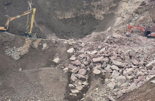 Taş ocağı şantiyesinde göçük altında kalan işçinin cansız bedenine ulaşıldı