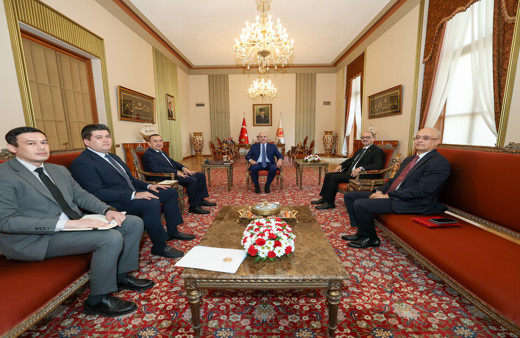 TBMM Başkanı Kurtulmuş, Özbekistan'ın Ankara Büyükelçisi Haydarov'u kabul etti