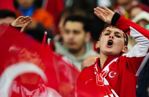 A Milli Futbol Takımı'na Bursa'da büyük destek