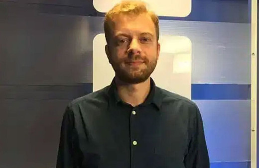 Akademisyen Emrah Gülsunar tahliye edildi