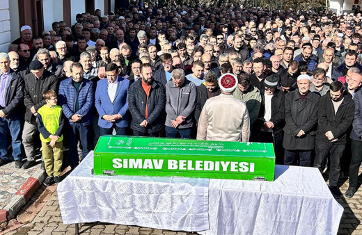 Kütahya'da voleybol maçında fenalaşan okul müdürü yaşamını yitirdi