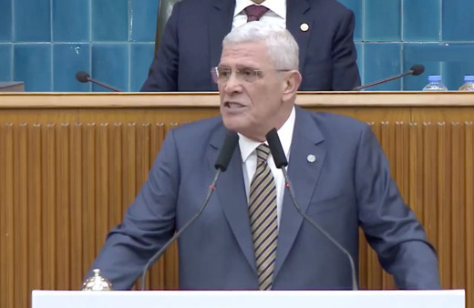 Müsavat Dervişoğlu 'Devlet Bahçeli'yi salın gitsin' diyerek 'izin' iddiasını ortaya attı