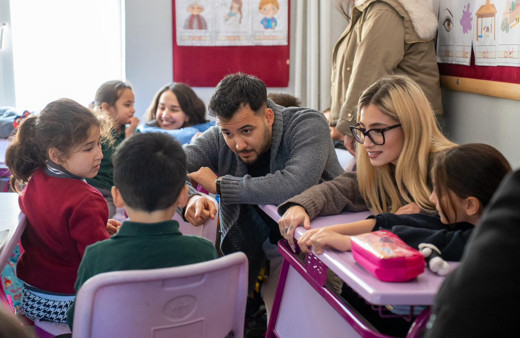 Türk Demokrasi Vakfı’ndan Dünya Çocuk Hakları Günü’nde anlamlı ziyaret