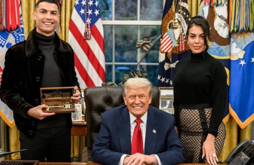 Ronaldo Beyaz Saray'a sevgilisi ile katıldı! Tercih ettiği kıyafet olay oldu...