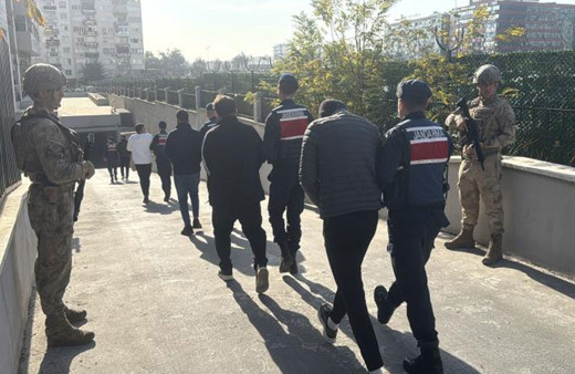 Yasa dışı bahis operasyonunda 4'ü hakem 32 kişi tutuklandı