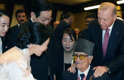 Cumhurbaşkanı Erdoğan, Güney Koreli mevkidaşını gazilerle buluşturdu