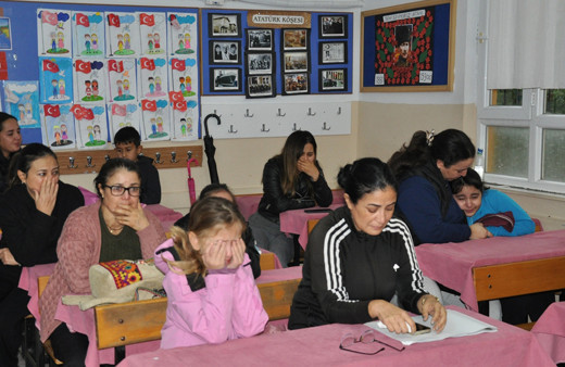 Öğretmenler Günü kutlamasına gidiyordu! Gözyaşlarına boğuldular