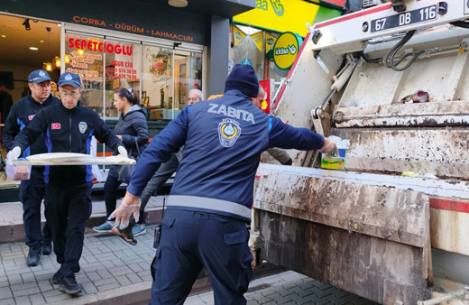 Pide imalathanesi mühürlendi! Denetimde bulunanlar mide bulandırdı