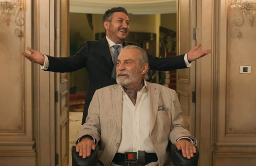 Haluk Bilginer'den ince ayar! "Babandan başkasının elini öpme"